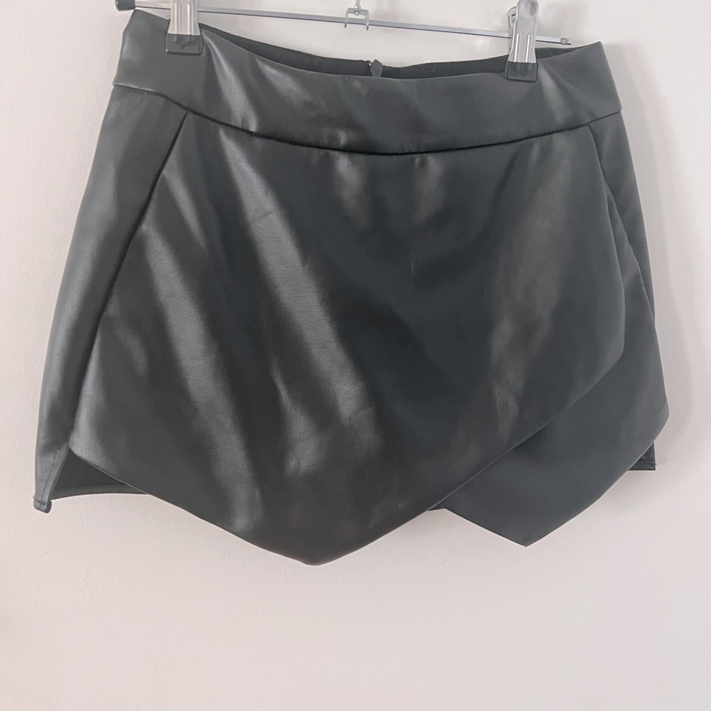 Design Lab - Leather Skort
